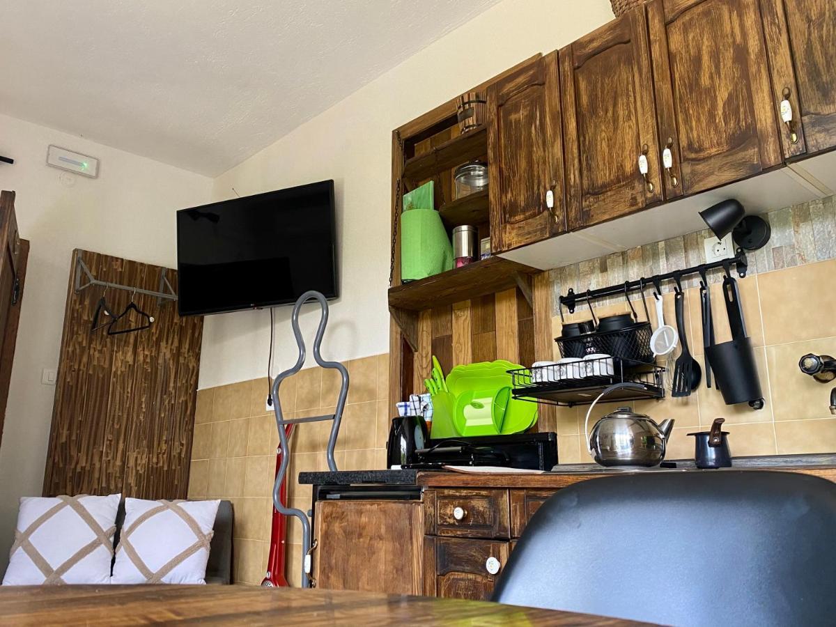 Apartman Verona บูเซต ภายนอก รูปภาพ