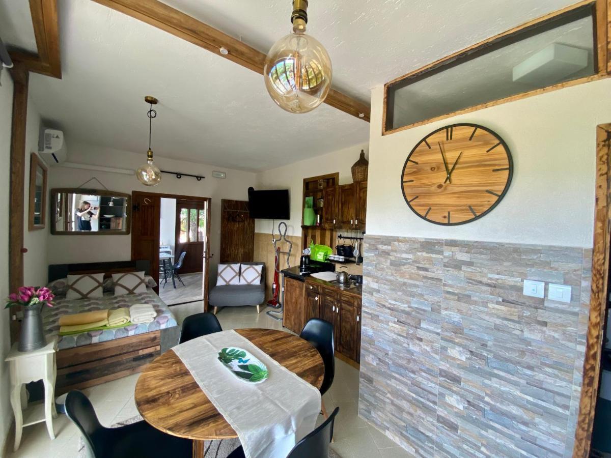 Apartman Verona บูเซต ภายนอก รูปภาพ